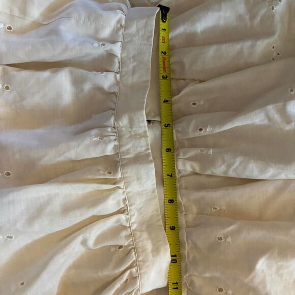 Vintage 70s Prairie Eyelet Lace White Skirt tiered With Ruffles - Picture 3 of 3
